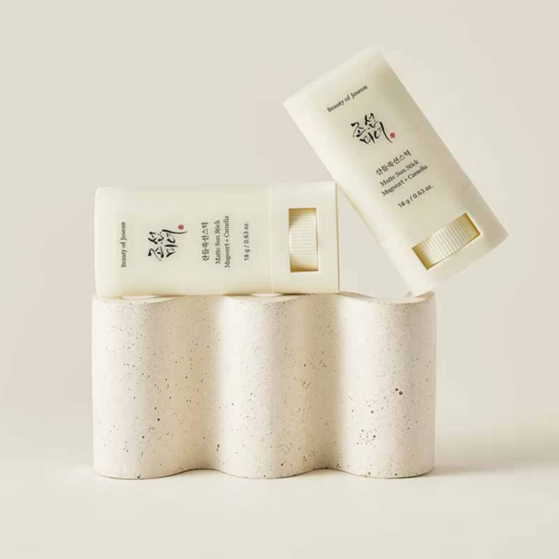 Beauty Of Joseon Matte Sunscreen Stick Mugwort + Camelia SPF 50 PA++++ (18g) - Image 5
